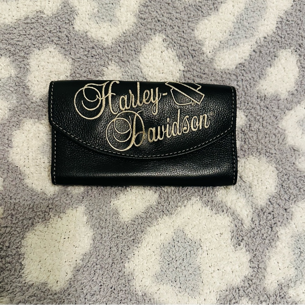 Harley Davidson Black leather embroidered wallet